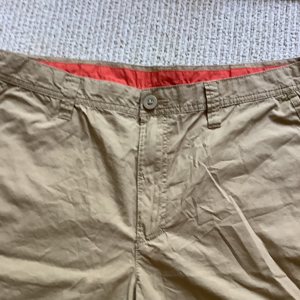 Columbia Cotton Khaki Shorts 38 Waist Inseam 10” - Picture 4 of 12
